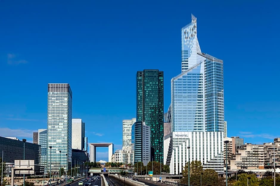 Mercure Paris La Défense Grande Arche Hotel