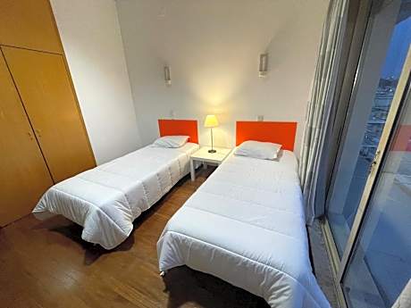 Twin Room with Shared Toilet