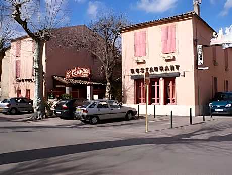 Hotel Le Commerce
