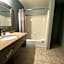 Sunnyside Inn and Suites