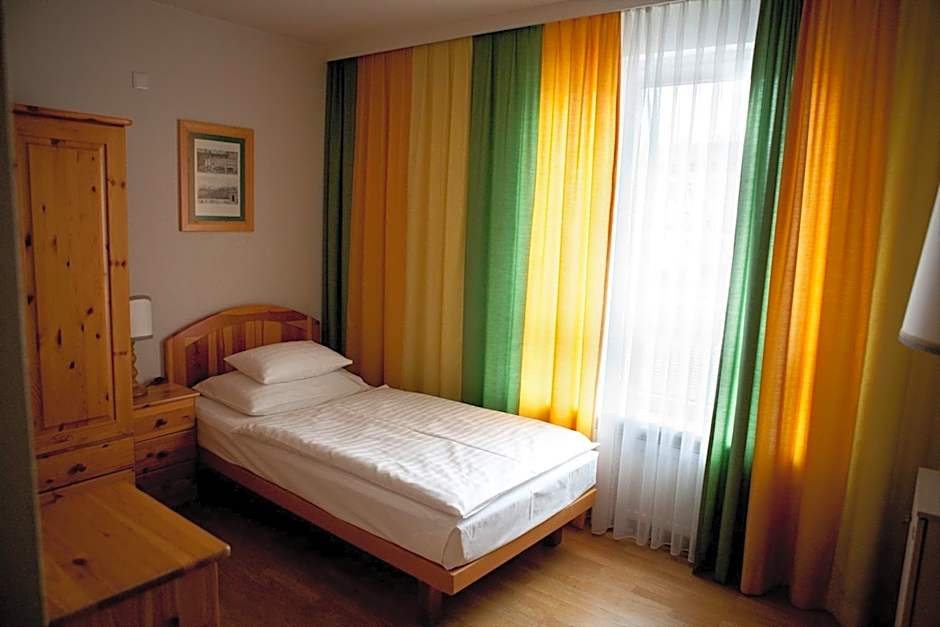 Hotel Caroline