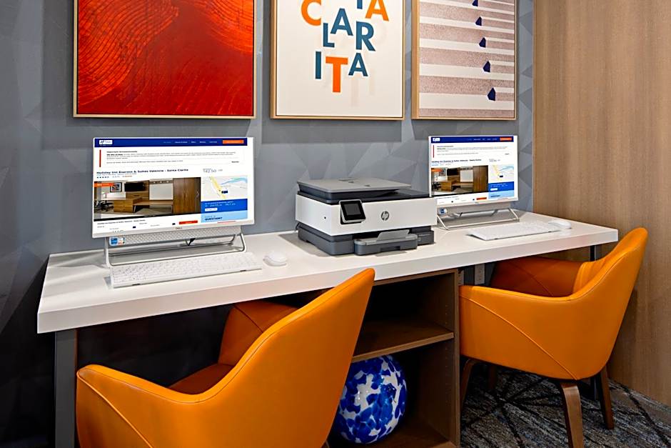 Holiday Inn Express and Suites Valencia - Santa Clarita By IHG