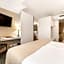 Acacia Suite