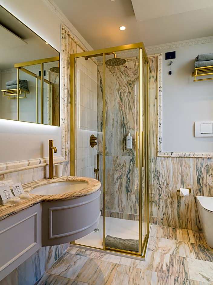 UNA HOTELS One Catania