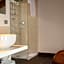 Parizzi Suites & Restaurant