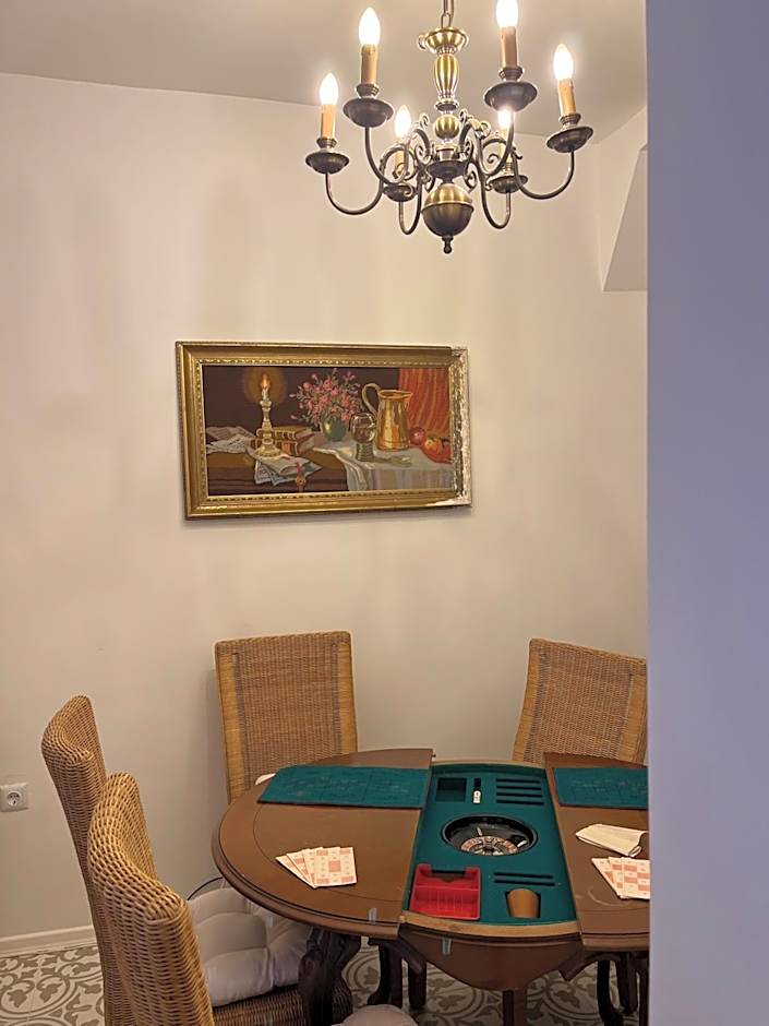 Beehive Hotel and CoWorking