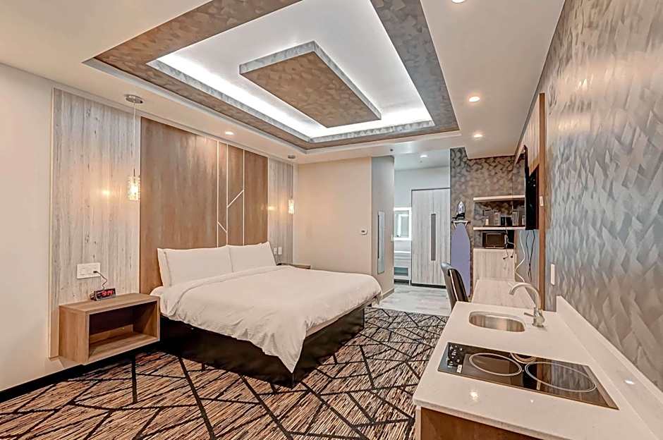 Comfeeni Inn and Suites