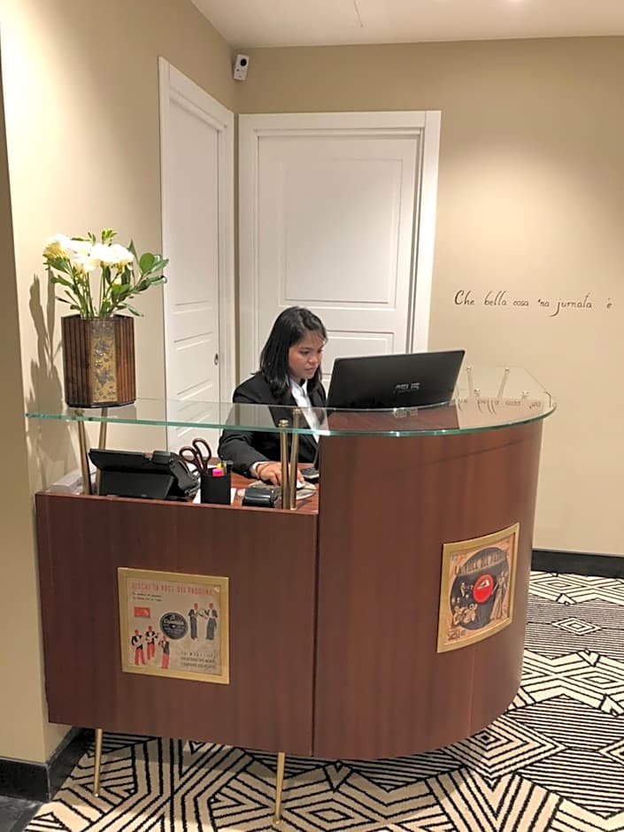 Caruso Place Boutique & Wellness Suites