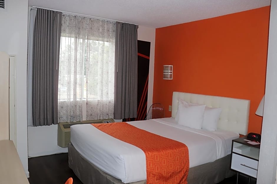 Howard Johnson by Wyndham Tifton GA I-75