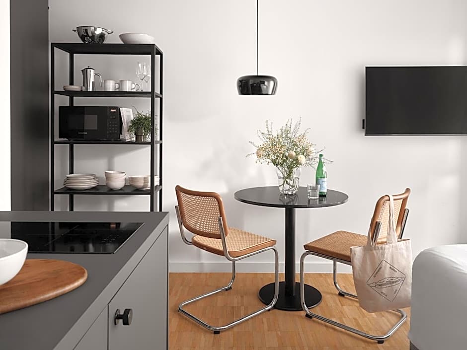 Bob W Munich Schwabing