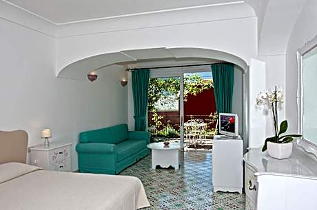 Standard Double or Twin Room with City View