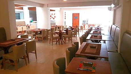 Slim Pajucara by Tropicalis