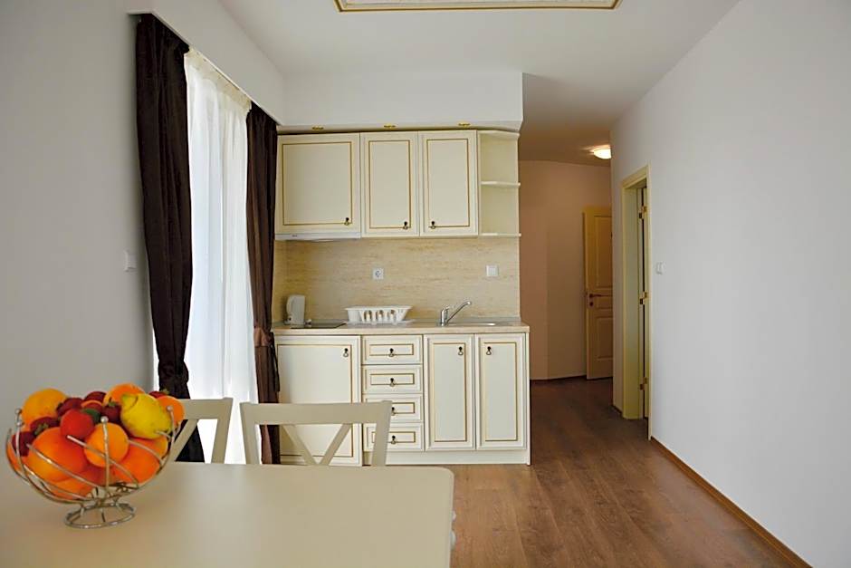 Golden Rainbow Beach Hotel