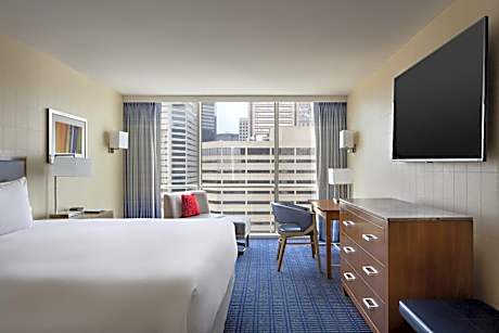 Premier Suite with City View