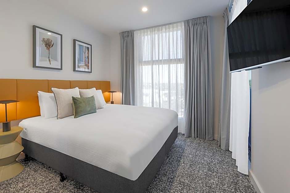 Punthill Essendon North