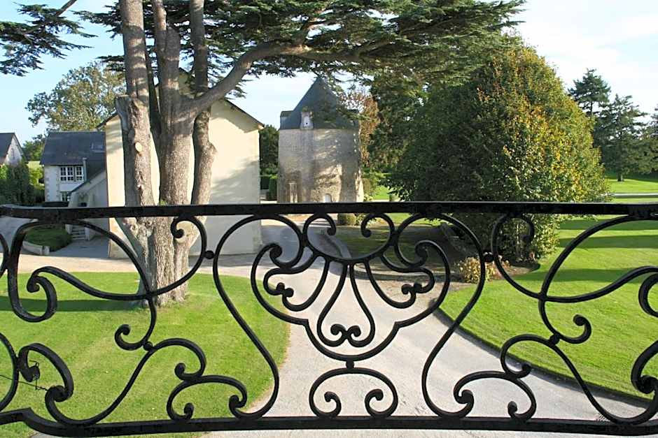Grand Hôtel "Château de Sully" - Piscine & Spa -Teritoria