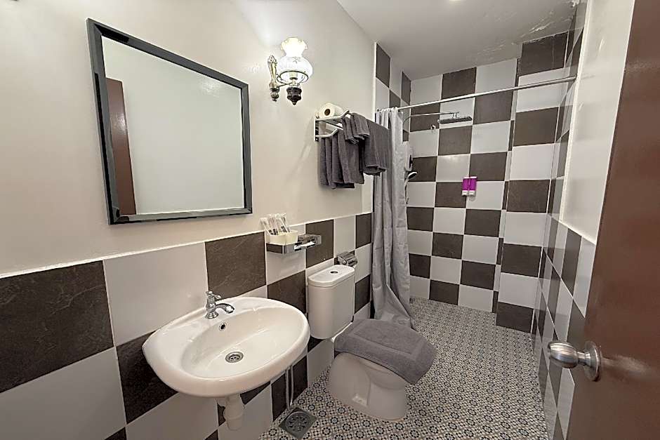 Carnarvon Heritage Lodge