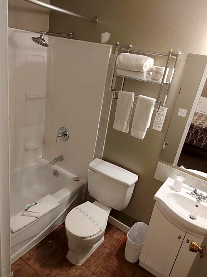 Magnuson Hotel Creston