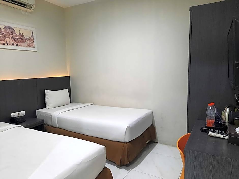 Hotel Ahava
