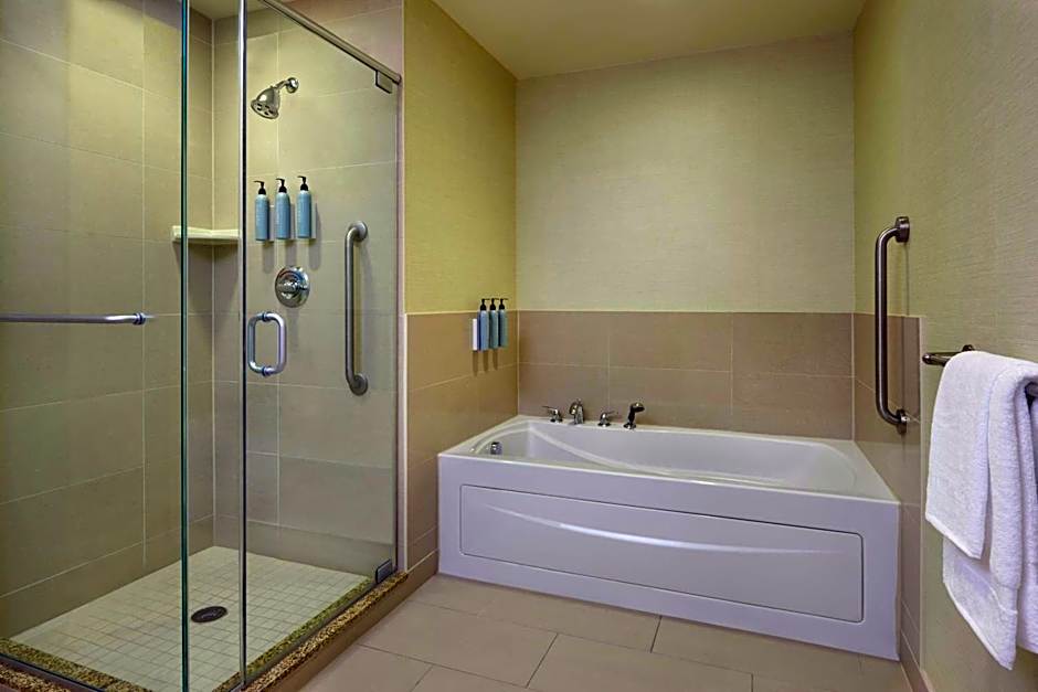 Courtyard by Marriott Calgary Airport