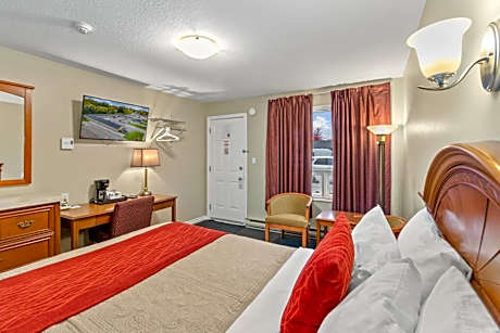 Queen Room - Non-Smoking