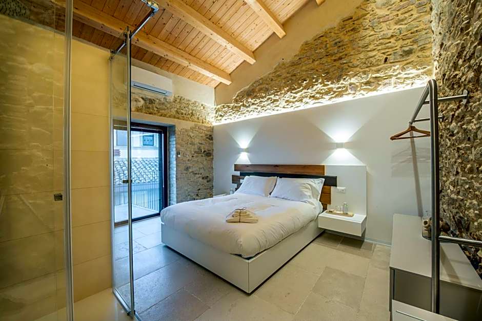 Borgo Baccile by Vini Fantini