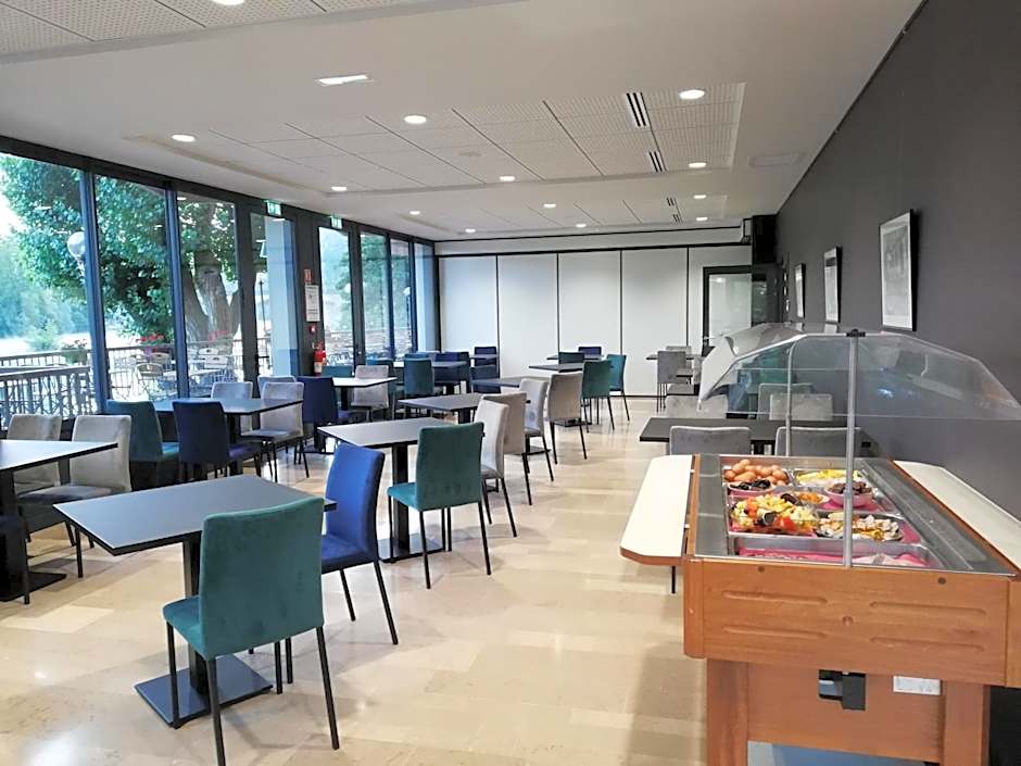 La Chartreuse Logis Hotel Restaurant