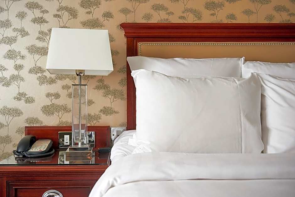 Dalmahoy Hotel & Country Club