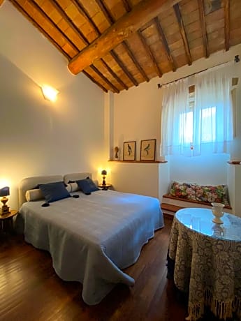Suite-Bagno condiviso-Bagno privato-Vista città-junior suite