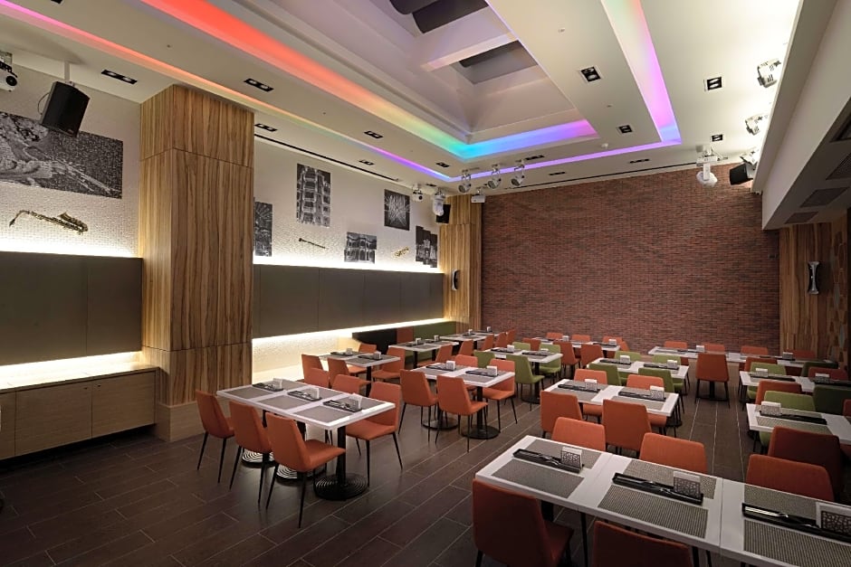 Golden Tulip Glory Fine Hotel