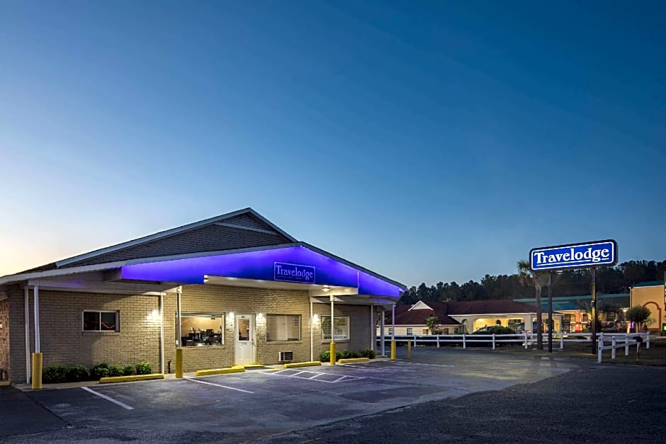 Travelodge by Wyndham Orangeburg