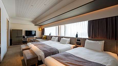 Luxury Triple Room - Non-Smoking