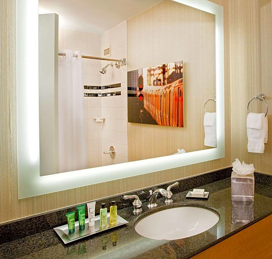 Hilton Newark Airport