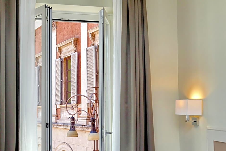 Piazza Venezia Grand Suite