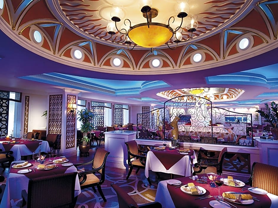 Regal Palace Hotel