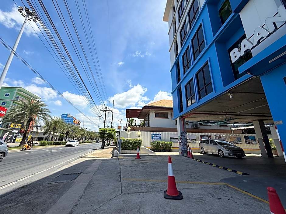BAAN PAKNAM HOTEL