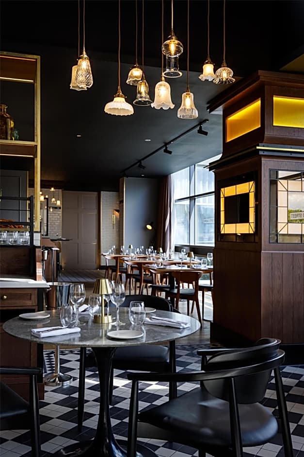 DoubleTree by Hilton Bath