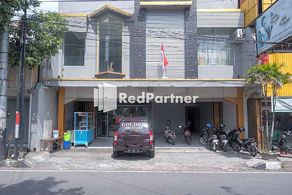 Crown Residence by RedDoorz – Yogyakarta, MN