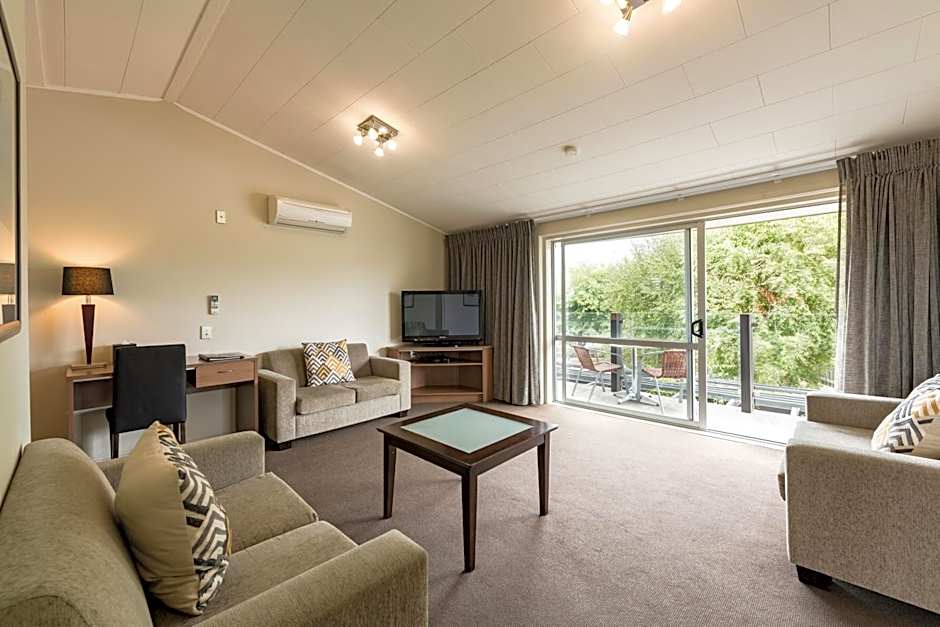 Suncourt Hotel & Conference Centre