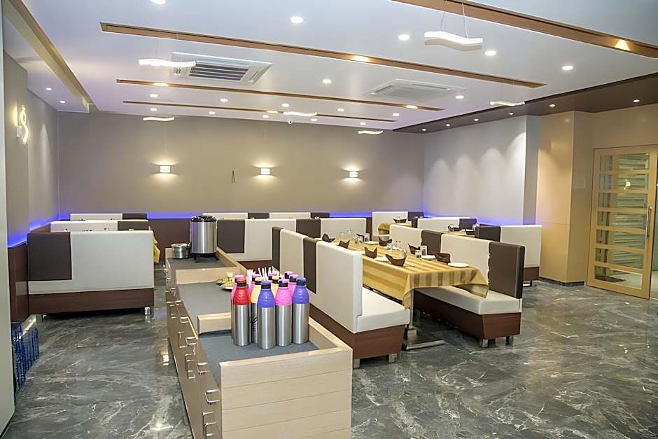 Hotel Orange International