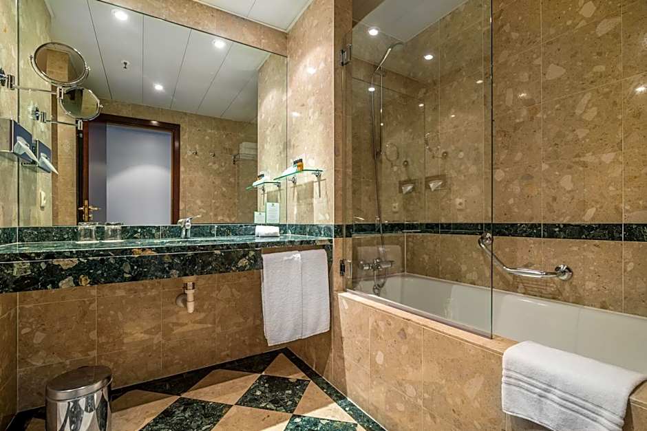 Holiday Inn Porto Gaia By IHG