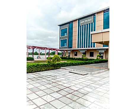 Hotel Shiv Palace Resort & Restaurant By WB Inn 