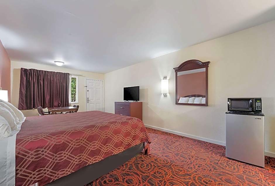 Econo Lodge Thomaston