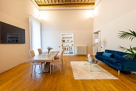 Moncada Suites & Apartments