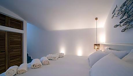 Honeymoon Suite with Private Pool