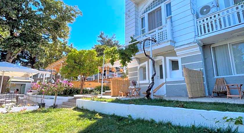 IKIGAI VILLA RIFAT HOTEL