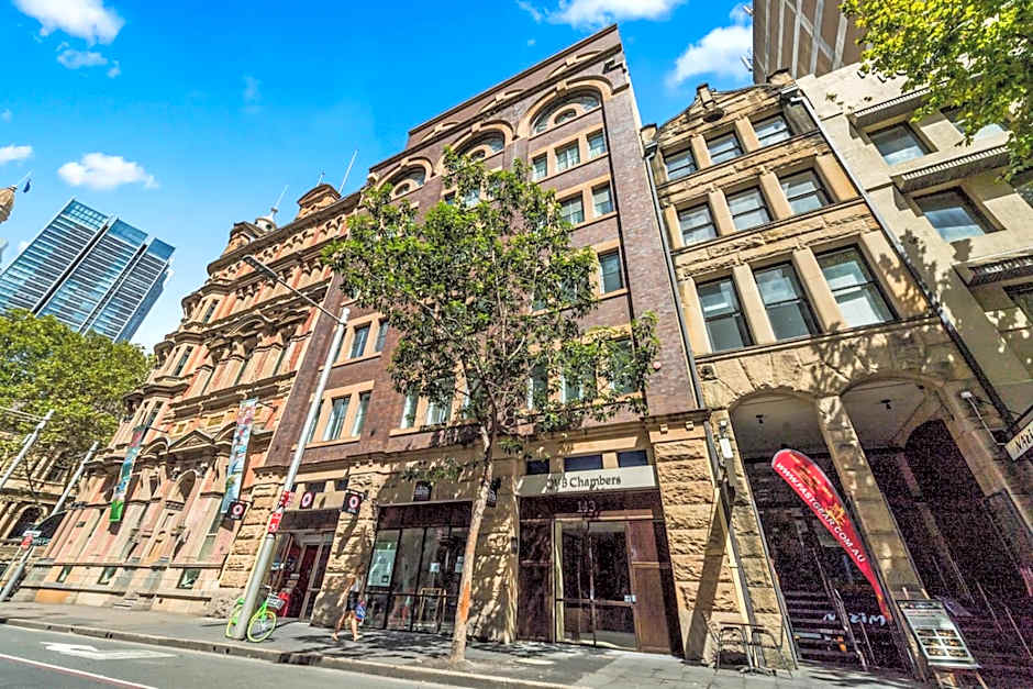Sydney Hotel QVB