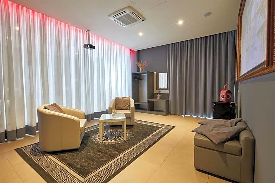 Castelmartini Wellness & Business Hotel