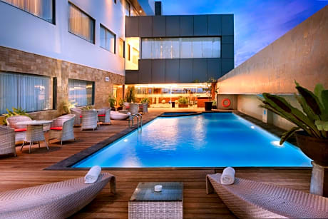Swiss-Belhotel Harbour Bay