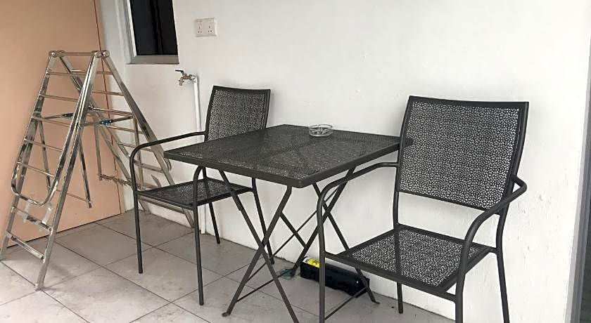 Signel Hostel